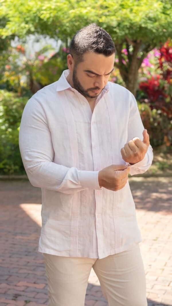 Guayabera Rosado Claro Calada