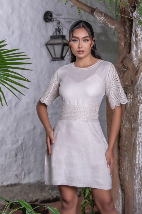 KAFLAN Vestido Blanco Bordado - Camino de Flores - Herencia del Sol - Nueva Coleccion 2024