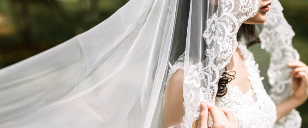 Vestido de Boda Bordado bordados de novia 1024x427 1